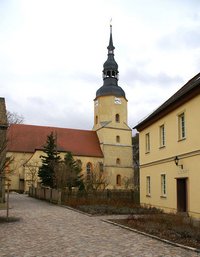 Kirche Treben